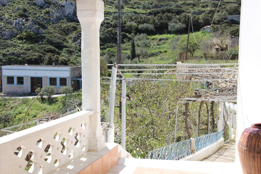 La Villa Di Zazopetra Menetaí Екстериор снимка